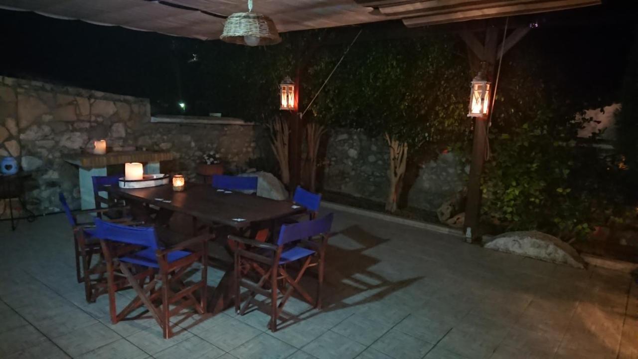 Nikolis Vacation House Vrísai Exterior foto